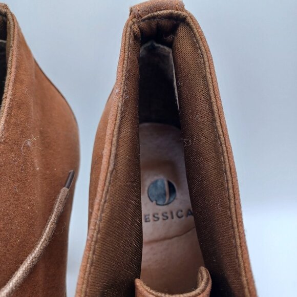 Jessica Heeled Ankle Boot - Picture 14 of 15